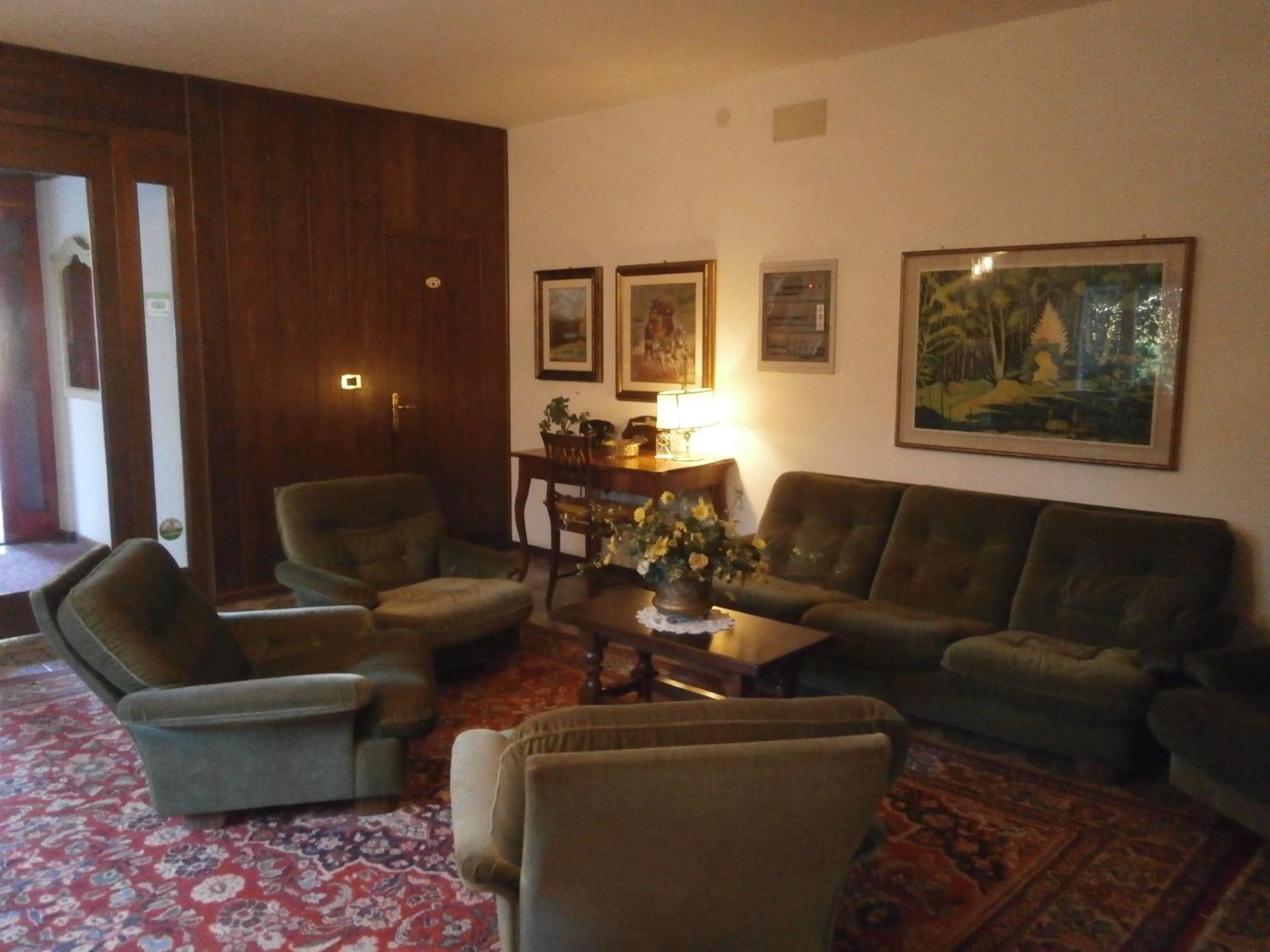 Hotel Due Pini Базельга-ди-Пине Экстерьер фото
