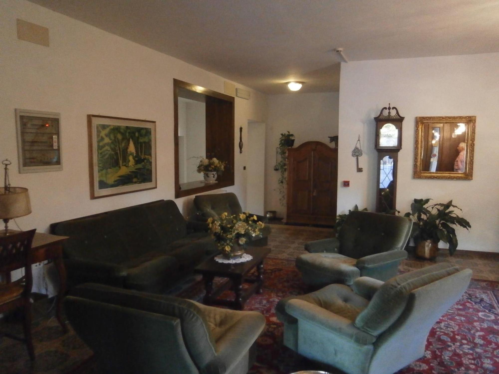 Hotel Due Pini Базельга-ди-Пине Экстерьер фото