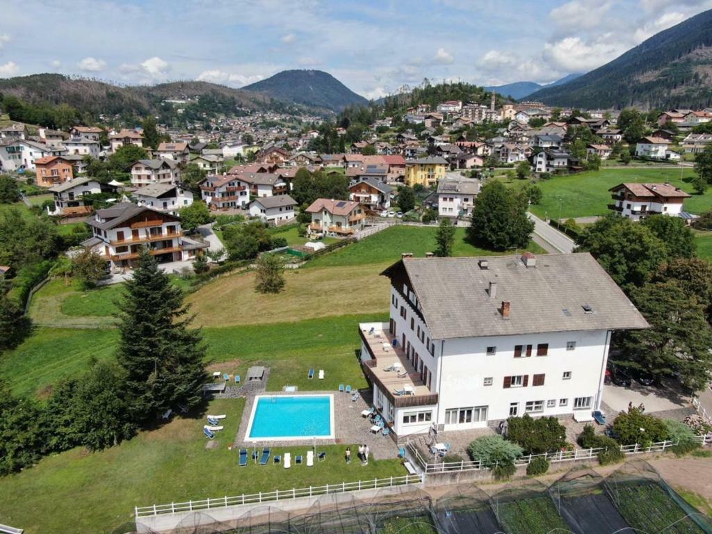 Hotel Due Pini Базельга-ди-Пине Экстерьер фото
